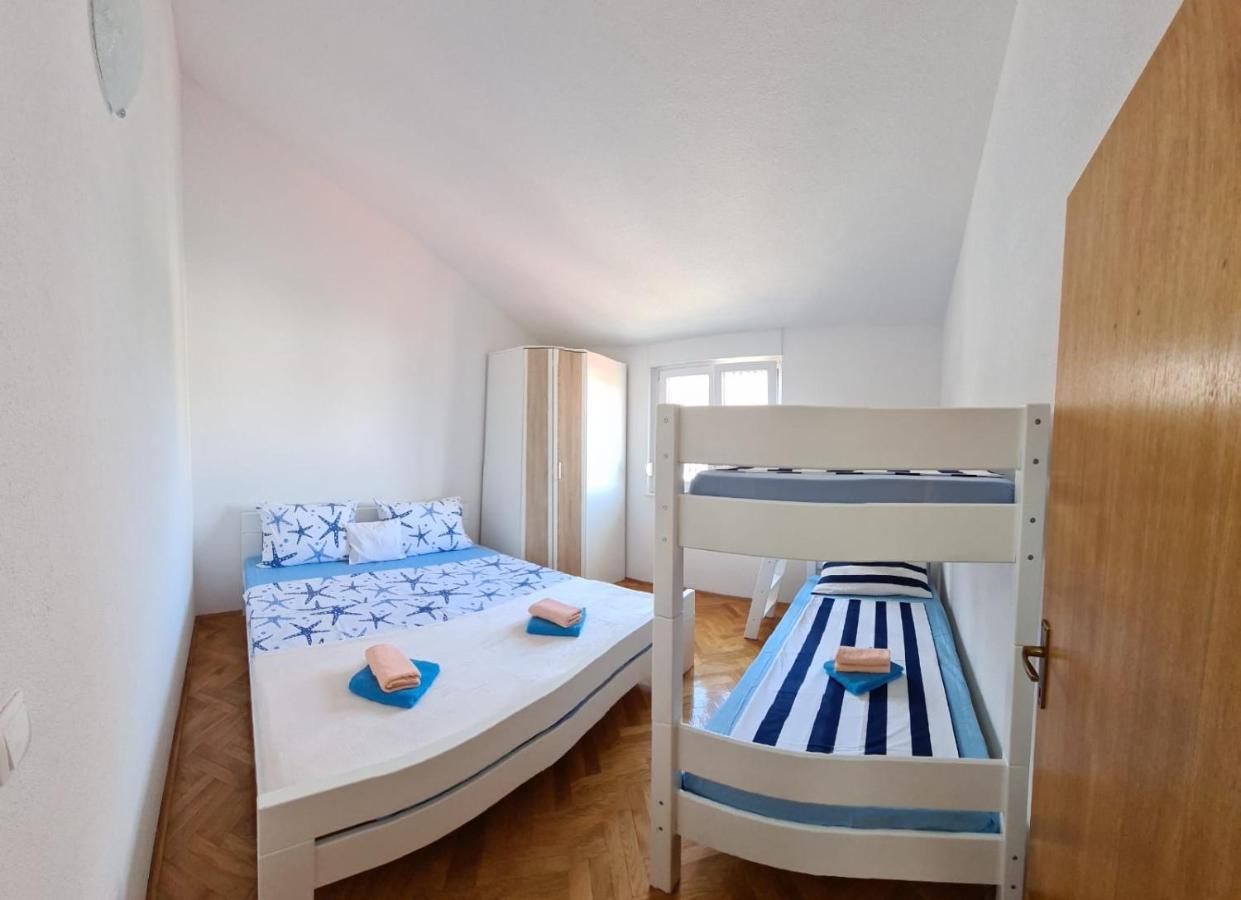 Apartments Naomi And Marsel Trogir Exterior foto